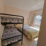 Amplia Casa A 400m De La Playa Con Terraza Privada Y Barbacoa - Hisp-236-192 Prázdninový dům