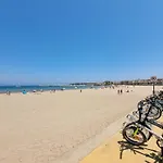 Amplia Casa A 400m De La Playa Con Terraza Privada Y Barbacoa - Hisp-236-192